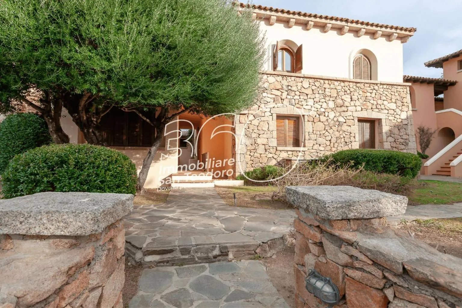 Trilo Galathee G8 Villa Puntaldia
